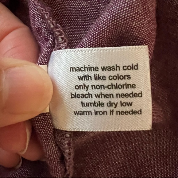 2/$30 Lane Bryant Linen Blend Purple Sleeveless Button Down Shirt - Picture 8 of 12